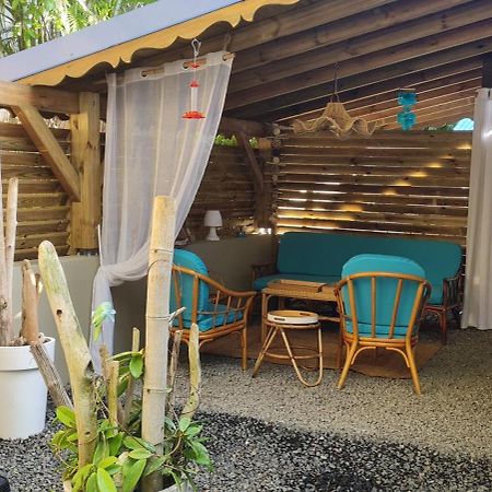 Gite Kaz A Topaze, Piscine, Jardin Tropical Sainte-Rose Eksteriør bilde