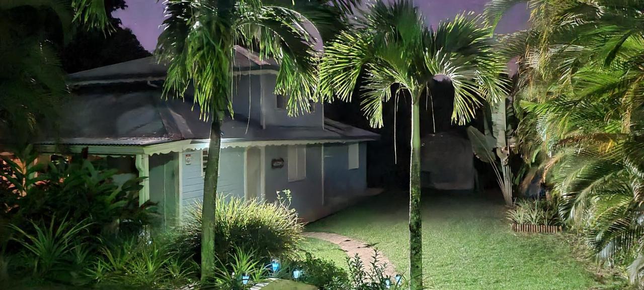 Gite Kaz A Topaze, Piscine, Jardin Tropical Sainte-Rose Eksteriør bilde